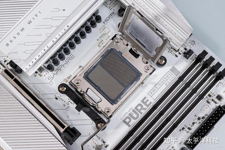 蓝宝石Pure White 785GM-LITE PLUS深度评测：经典AMD 760G平台经济型Micro ATX主板