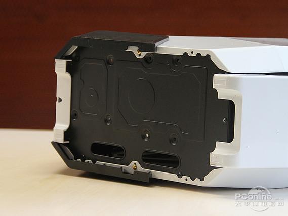 PC主机性能组装完成视图