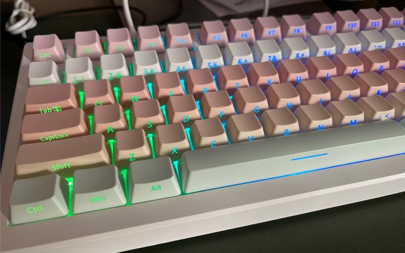 新盟X98PRO白色有线单模白玉轴：149元Gasket客制化神卷王