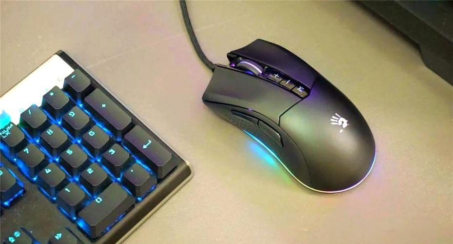 Gamer using mouse in intense gameplay