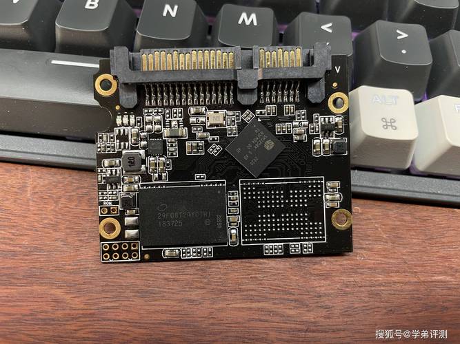 铨兴C101 120GB：入门级SATA SSD性价比之王，低至百元极速升级老机