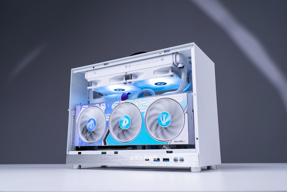 Computer hardware benchmark visualization