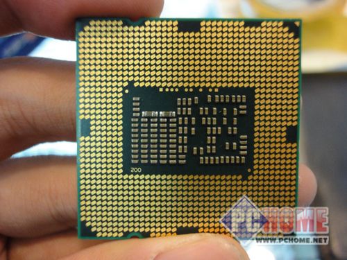 CPU cooler and heatsink assembly on motherboard