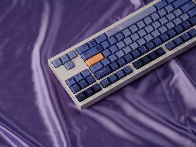 Gaming setup with mechanical keyboard recommendation