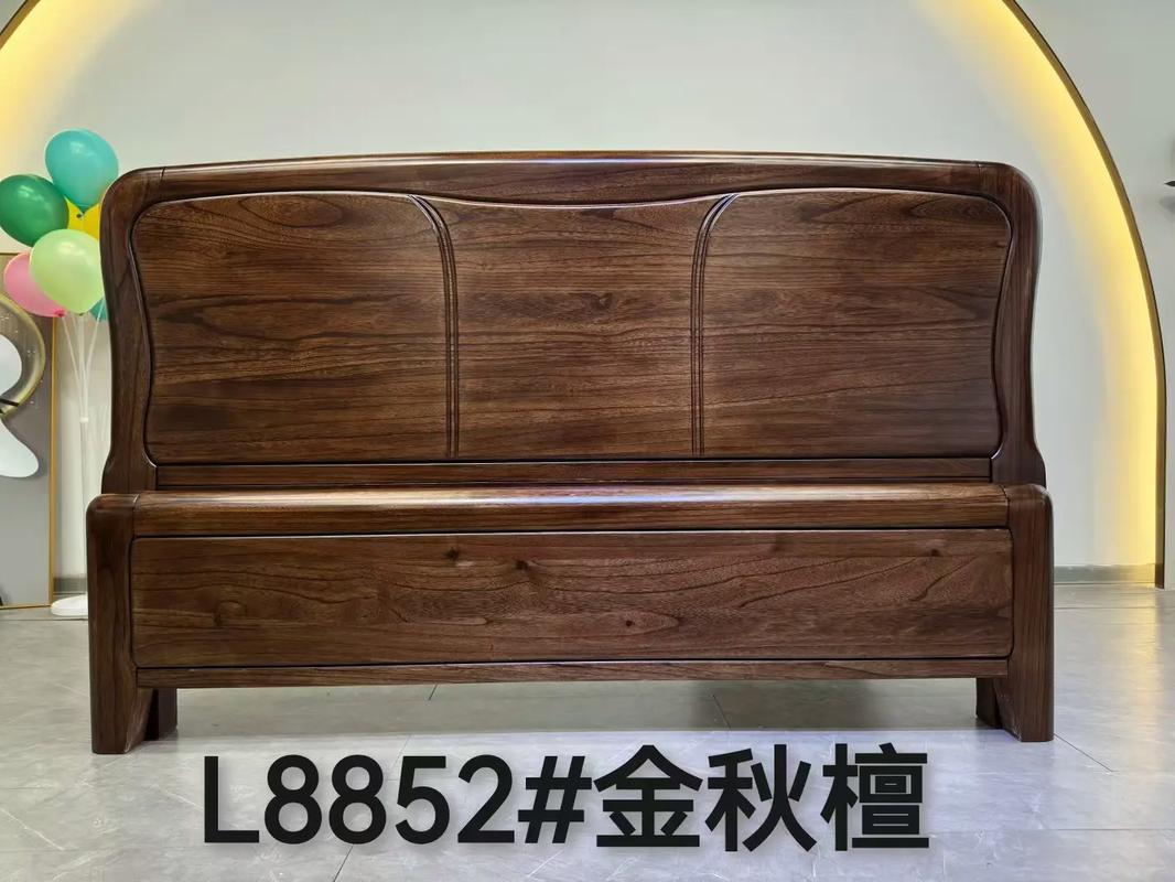 Gaming setup with mechanical keyboard