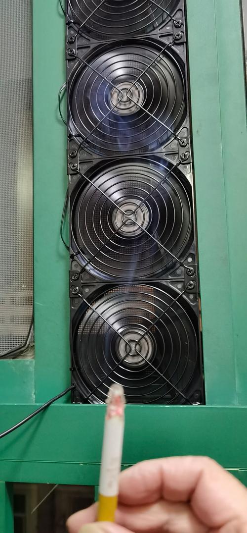 晶颜14CM暴力风扇排 四风扇：3800RPM超高转速+99CFM大风量硬核吹风神器