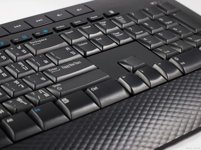 Compact mechanical keyboard on desk setup