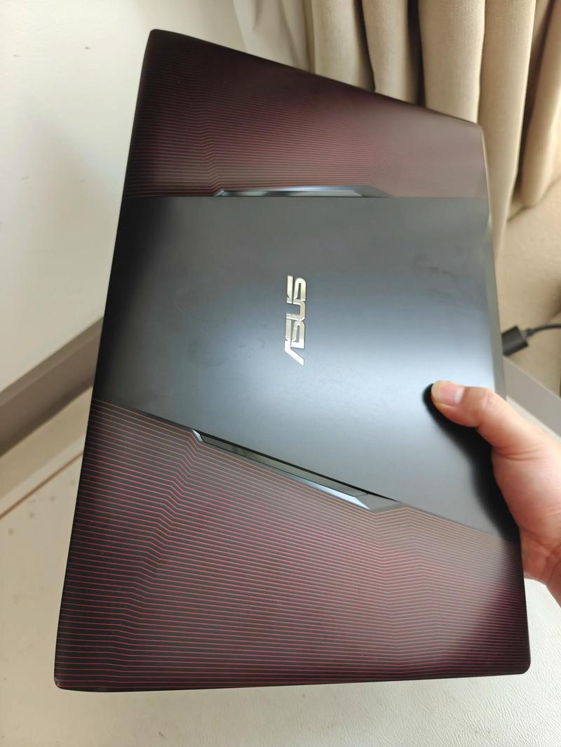 机箱购买决策场景