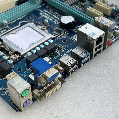 技嘉 GP-AE850PM PG5 850W 白金全模组电源深度评测：ATX 3.1原生支持，RTX 50系最佳拍档