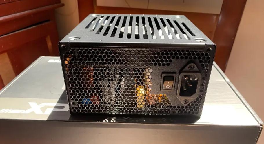 先马XP1200白金电源深度评测：1200W ATX 3.0旗舰，十年质保性价比王者