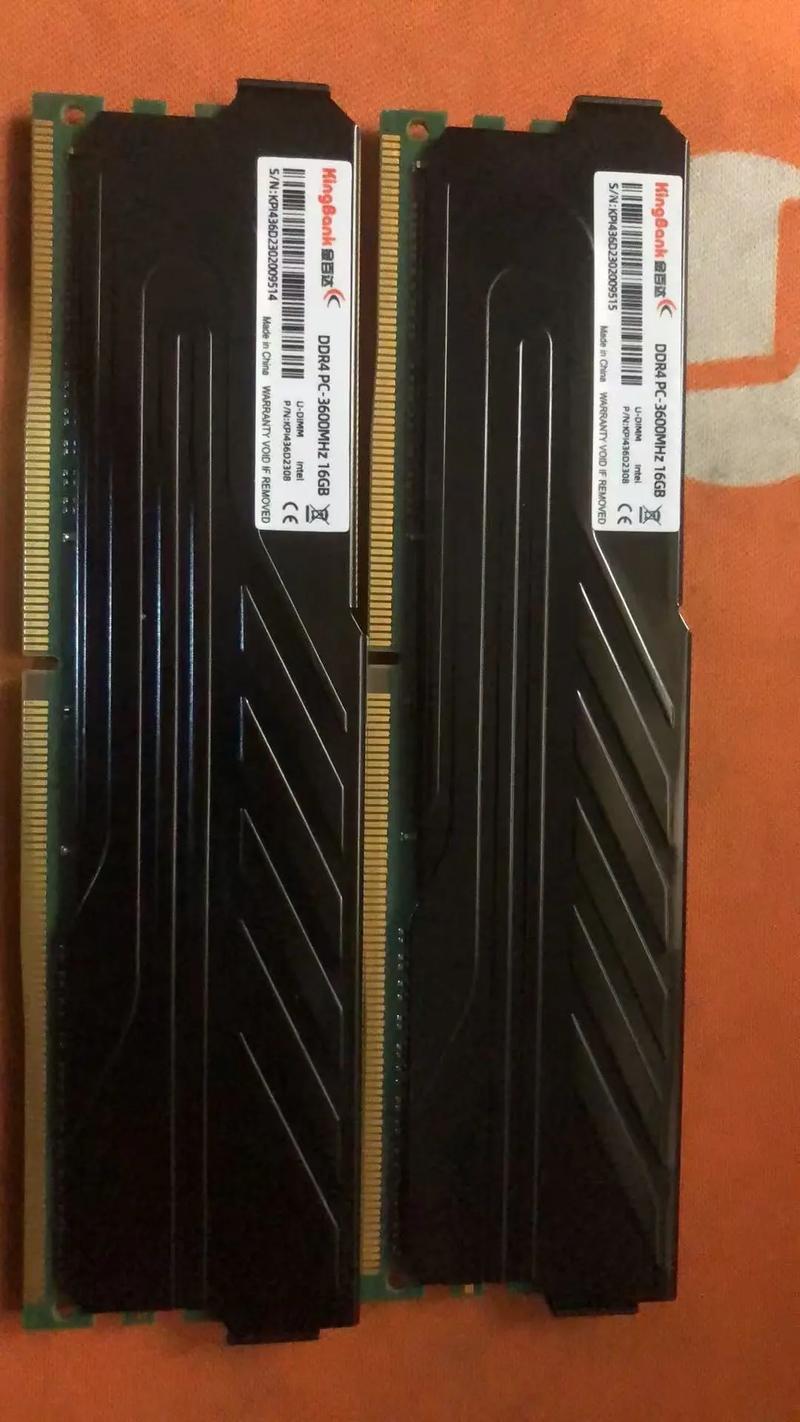 Circuit board and memory module detail