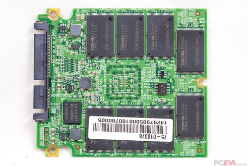 海盗船 Neutron GTX 120GB：经典SATA SSD性能巅峰与怀旧之选