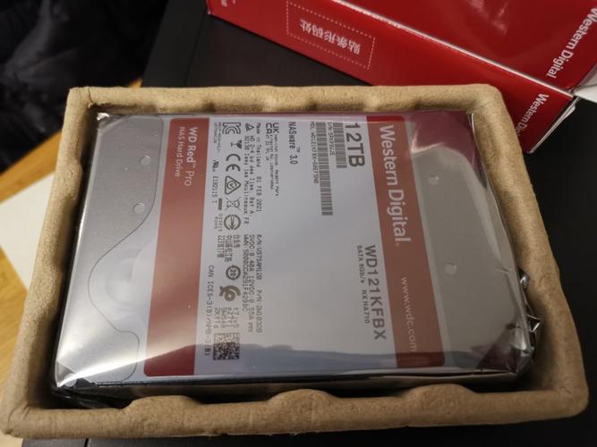 专业硬盘规格参数和技术细节图