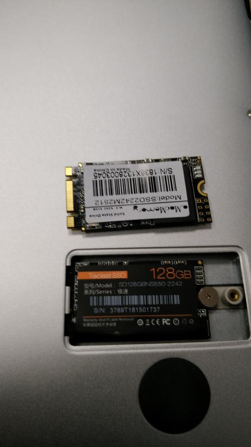 王储X242 M.2 2242 128GB：入门级SATA SSD高性价比之选