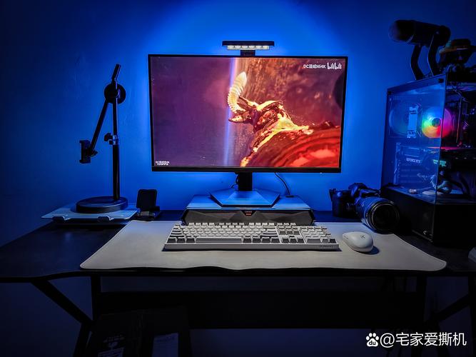 Tech hardware with efficient power and cooling