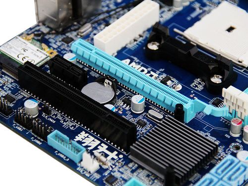 Electronic circuit board with CPU socket and chipset