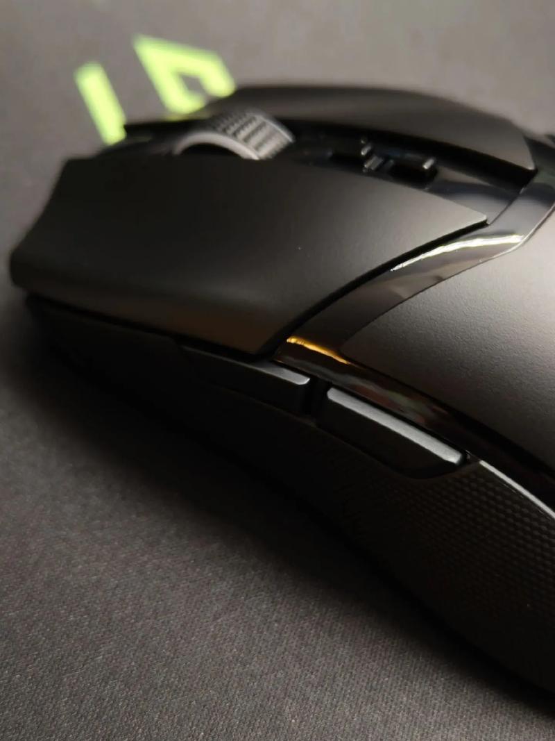 游戏外设购买决策场景