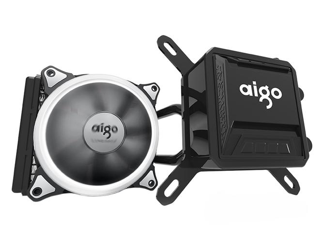 PC builder choosing CPU cooler components