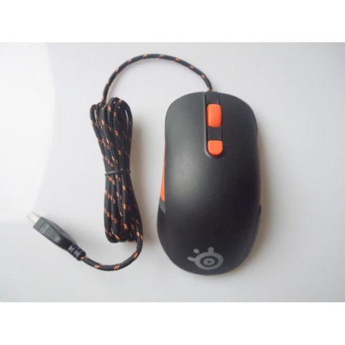 Black wired gaming mouse ergonomic view