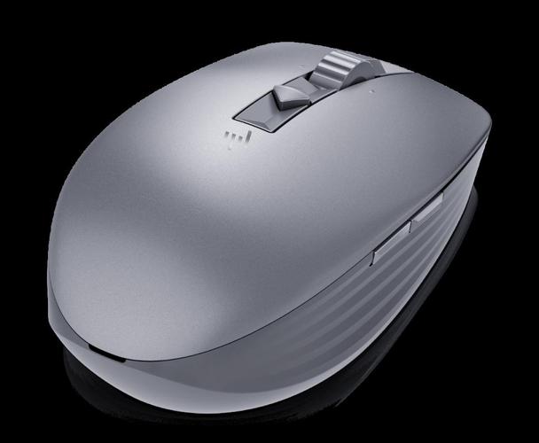 鼠标电池仓与续航表现