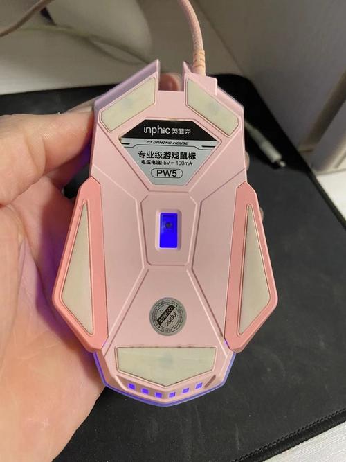 鼠标核心硬件规格与接口展示