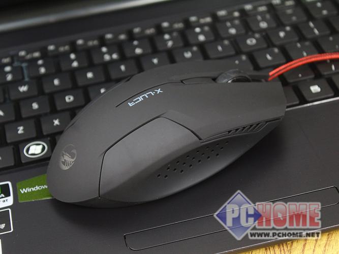 预算游戏鼠标购买决策场景