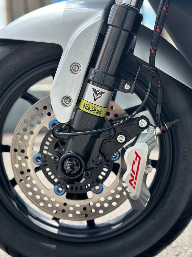 Recommendation of black wired mouse