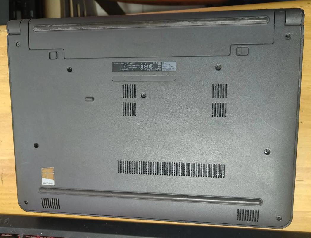 办公场景下多窗口高效工作表现