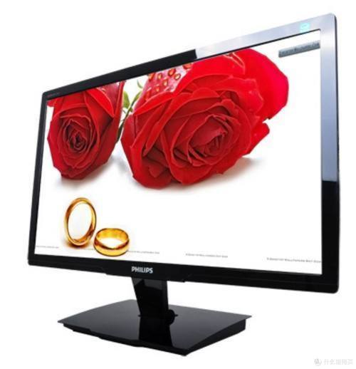 Tech monitor specs close view