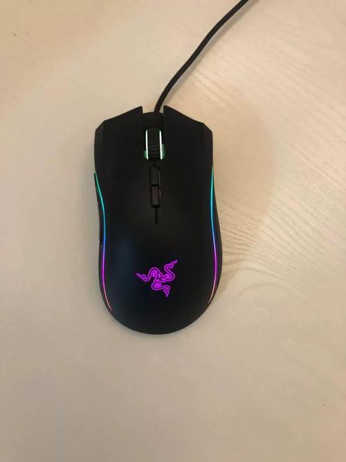 彩色灯光硬件组件温度表现