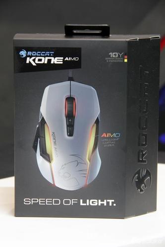 冰豹KONE AIMO游戏鼠标深度评测：RGB智能照明+高精度OWL-EYE传感器