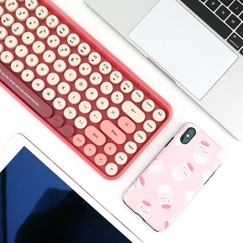 Tech gadget with efficient power management