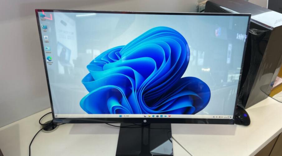 Smooth monitor screen in productivity use