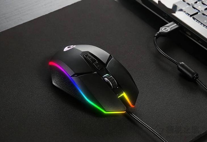Gaming mouse with accents detailed view