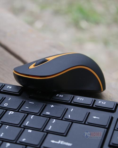 电竞场景中鼠标精准点击性能表现