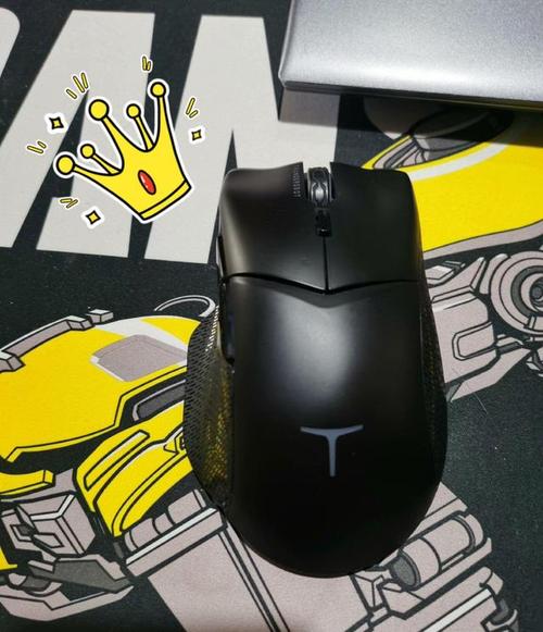 雷神影鲨 MG705 Pro:12000 DPI PAW3360加持的竞技游戏鼠标深度评测