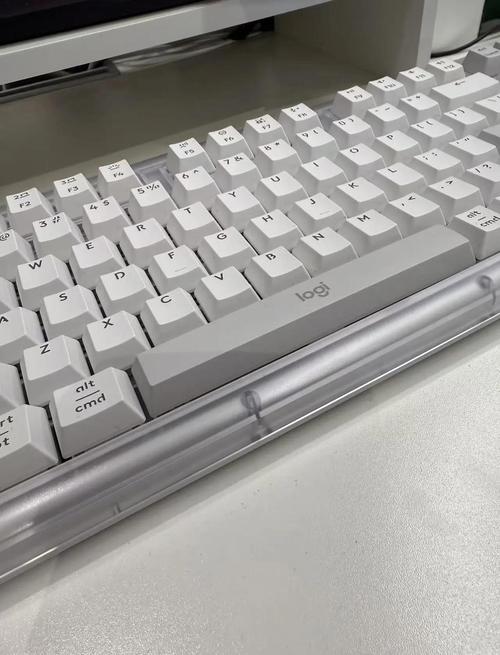 科技产品散热与续航示意