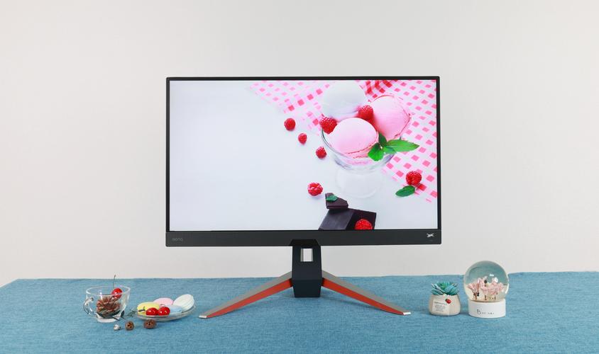 Vibrant gaming scene on 2K display