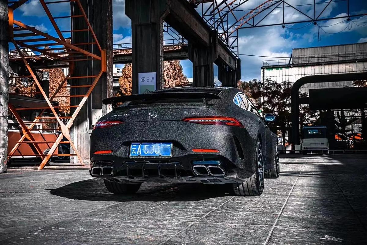 Office desk with wired mouse recommendation