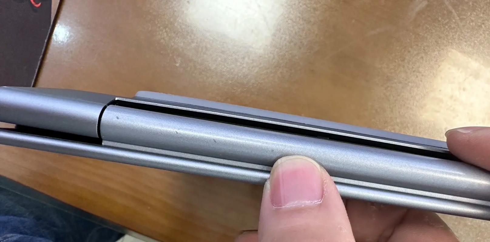 Minimalist tech with battery focus