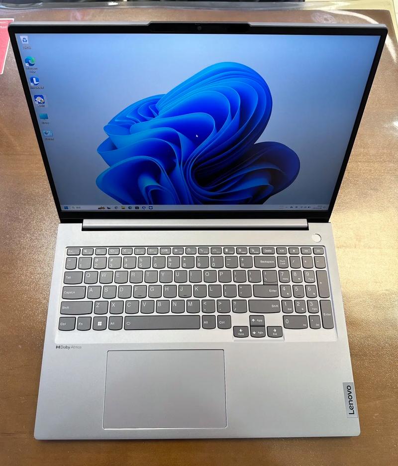 Tech workspace with mouse in action