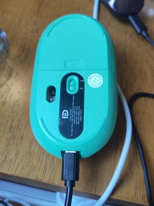 富德E300语音无线鼠标深度评测：AI语音输入革新办公体验