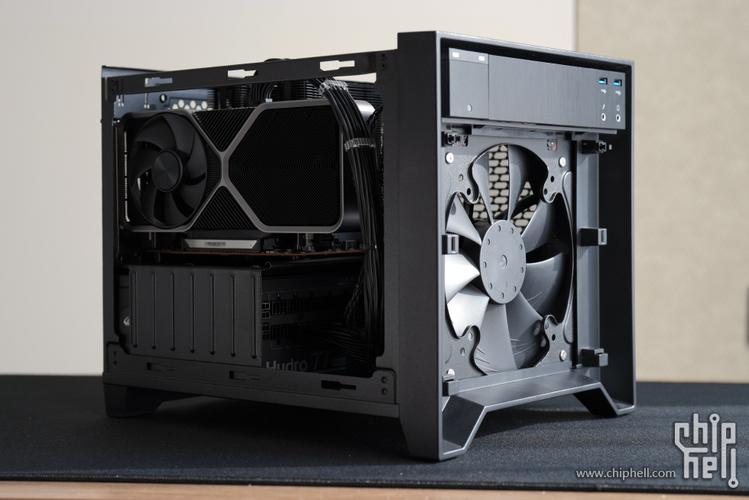 PC case fans and airflow path