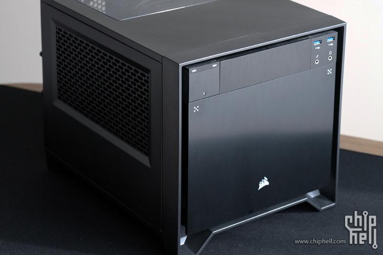 Finished PC build in black mini case