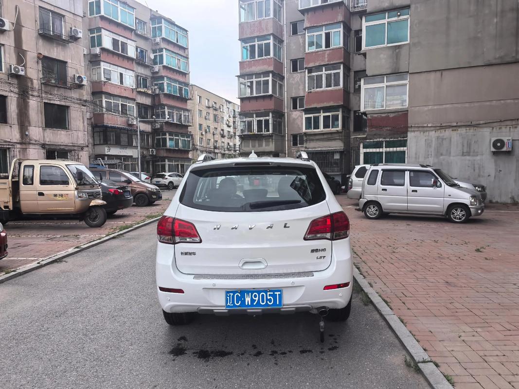 PC case motherboard installation view