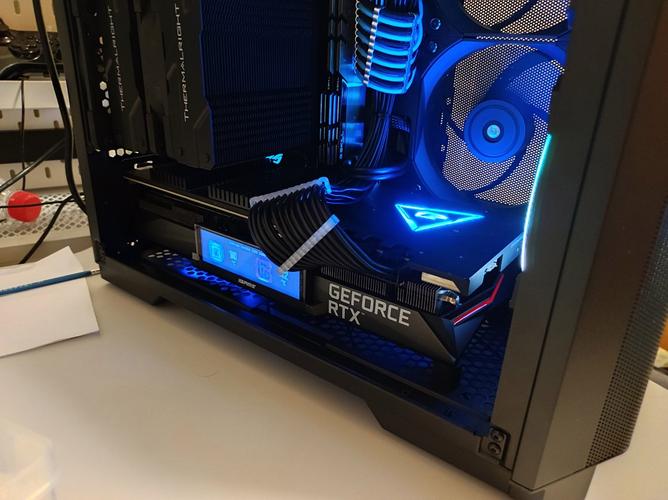 Phanteks追风者Eclipse P200A玻璃版：高性价比ITX高风量王者