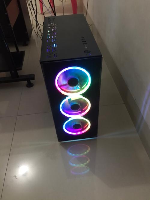 机箱内部理线效果