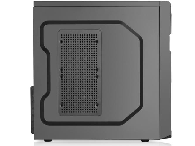 机箱内部硬件安装空间