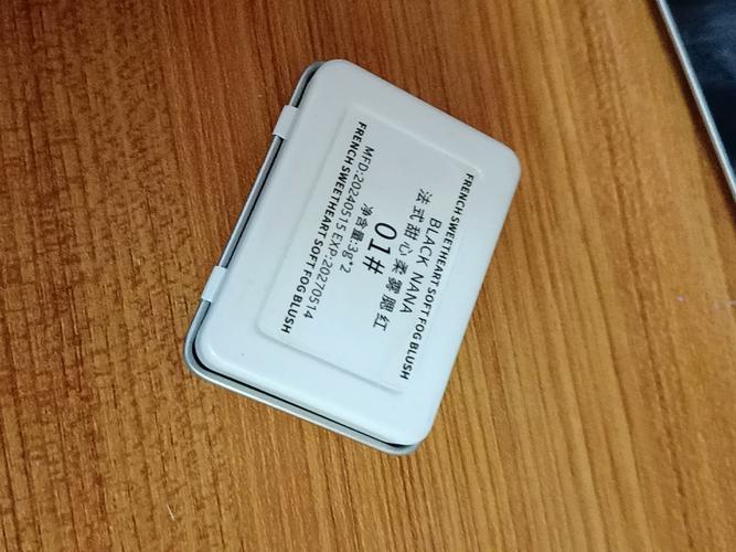 小巧精致的办公利器：半岛铁盒Q15机箱深度评测