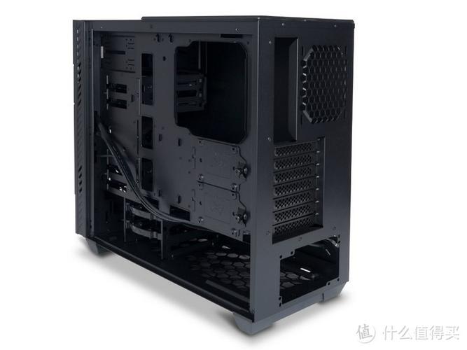 机箱内部硬件扩展空间